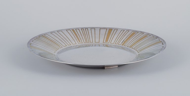 WMF, Germany. Large "Ikora" Art Deco bowl with three feet, silver-plated with brass inlay. - 3