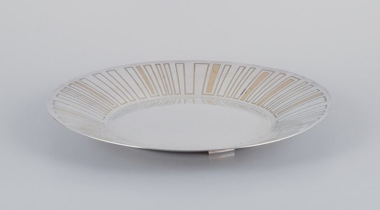 WMF, Germany. Large "Ikora" Art Deco bowl with three feet, silver-plated with brass inlay. - 4