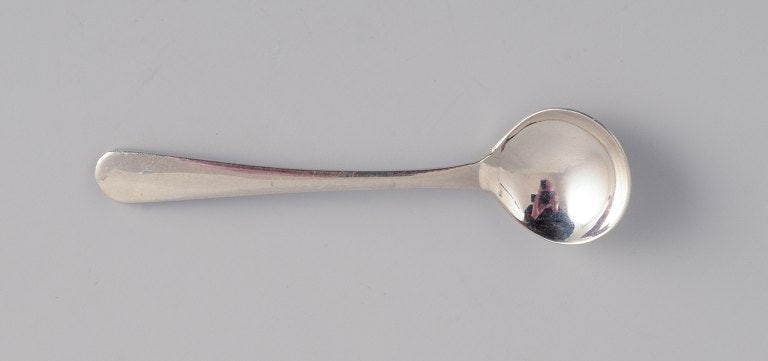 A set of four Scandinavian salt spoons in silver. - 5