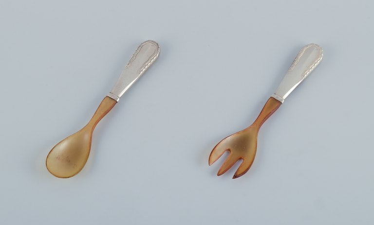 Georg Jensen, Viking, a salad set in 830 silver and horn. - 2