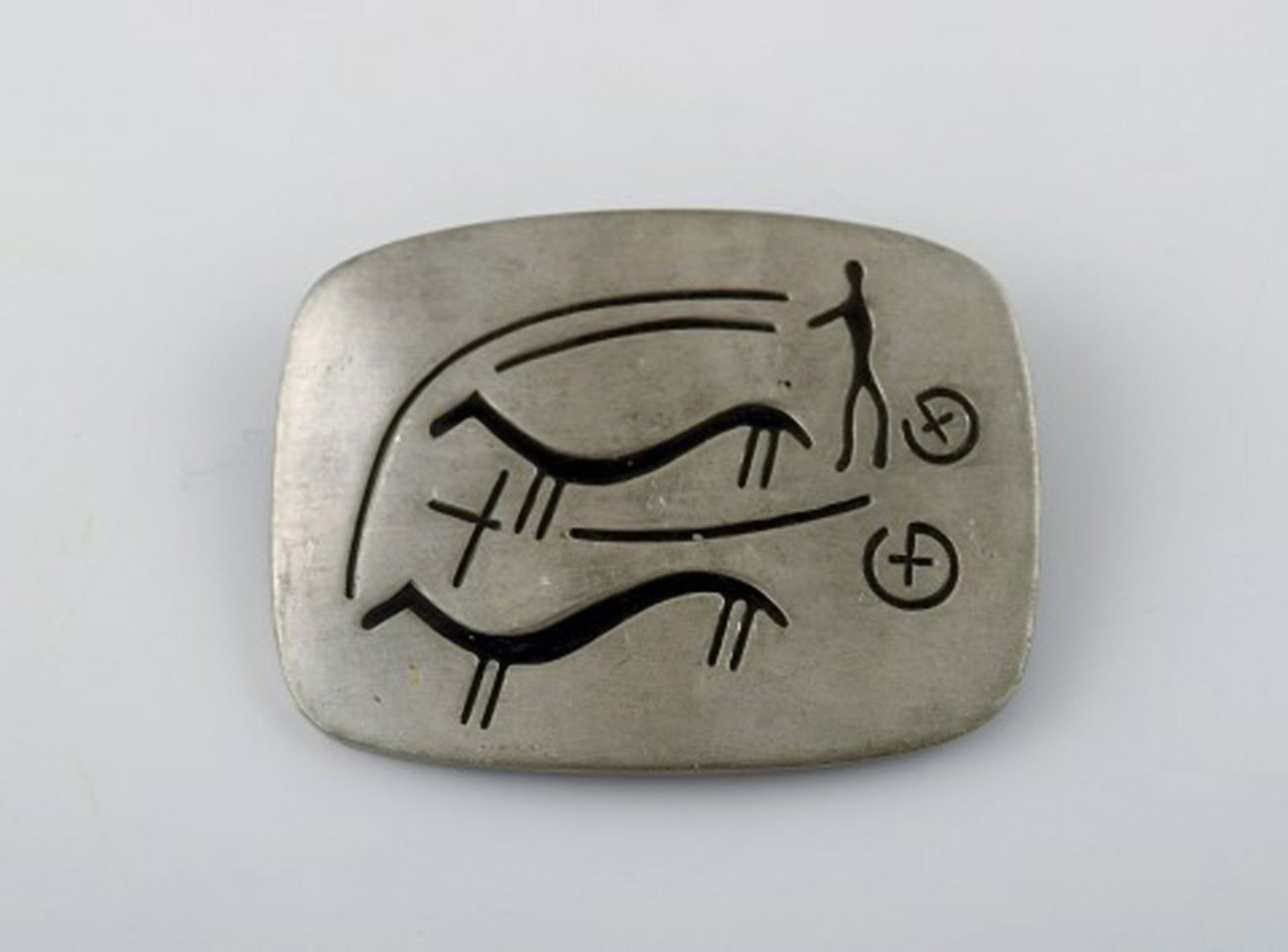 Jorgen Jensen, a.o. Denmark. 4 brooches in pewter in viking style. Hand made danish design, 60 / 70 - 3