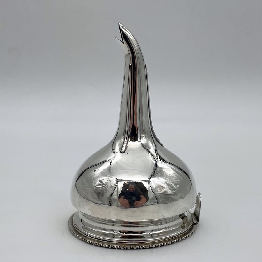 Early 19th Century George IV Sterling Silver Wine Funnel London 1826 Edward Barton: Title:Early 19th Century George IV Sterling Silver Wine Funnel London 1826 Edward Barton Description:Description A wonderful Georgian silver bulbous bowled wine funnel decorated with a splendid gadroo