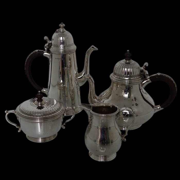 Modern 20th Century Sterling Silver Tea & Coffee Set London 1968 Richard Comyns (1 of 11)