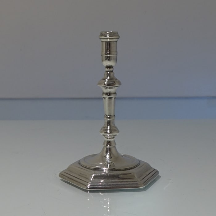 Early 18th Century Antique George I Sterling Silver Octagonal Taper-stick London 1723 James Gould - 3