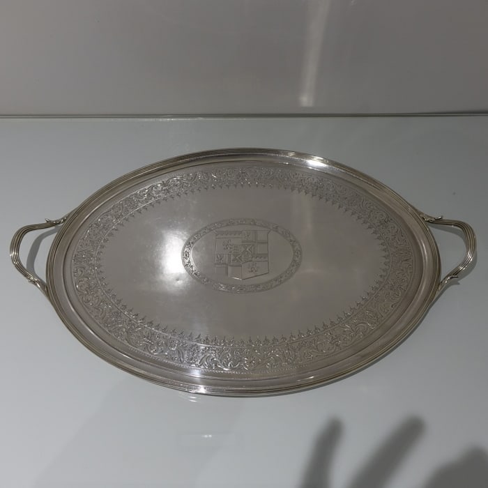 19th Century George III Antique Sterling Silver Oval Tray London 1793 Thomas Hannam & John Crouch II: Title:19th Century George III Antique Sterling Silver Oval Tray London 1793 Thomas Hannam & John Crouch II Description:Description A very good example of a late 18th century oval reed border tray. The