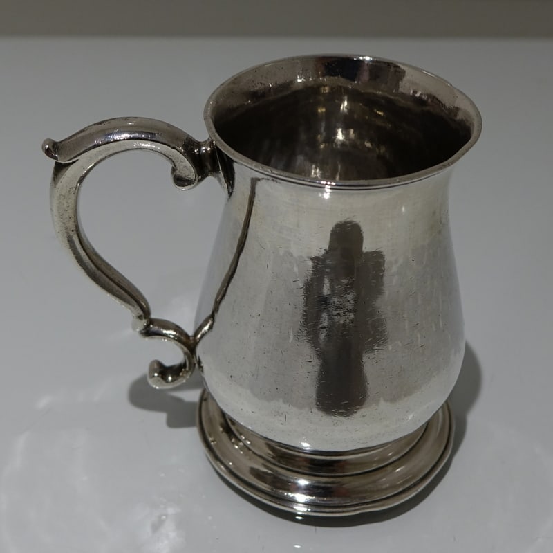 Mid 18th Century Antique George III Sterling Silver Half Pint Mug London 1769 Thomas Moore II - 3