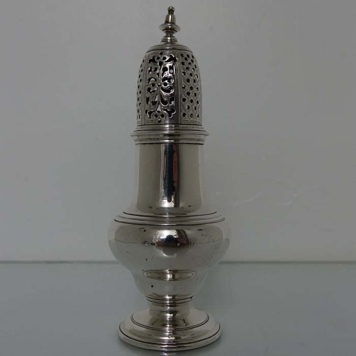 George II Silver Sugar Caster London 1755 Samuel Wood - 2