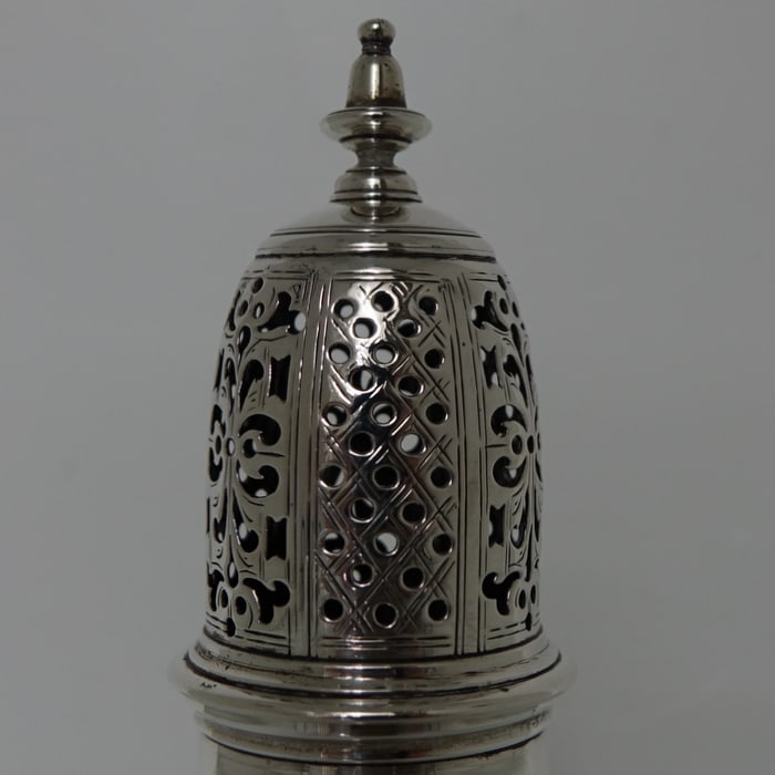George II Silver Sugar Caster London 1755 Samuel Wood - 4