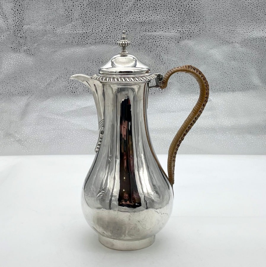 Mid 18th Century Antique George II Silver Coffee Jug London 1759 Augustin Le Sage - 4