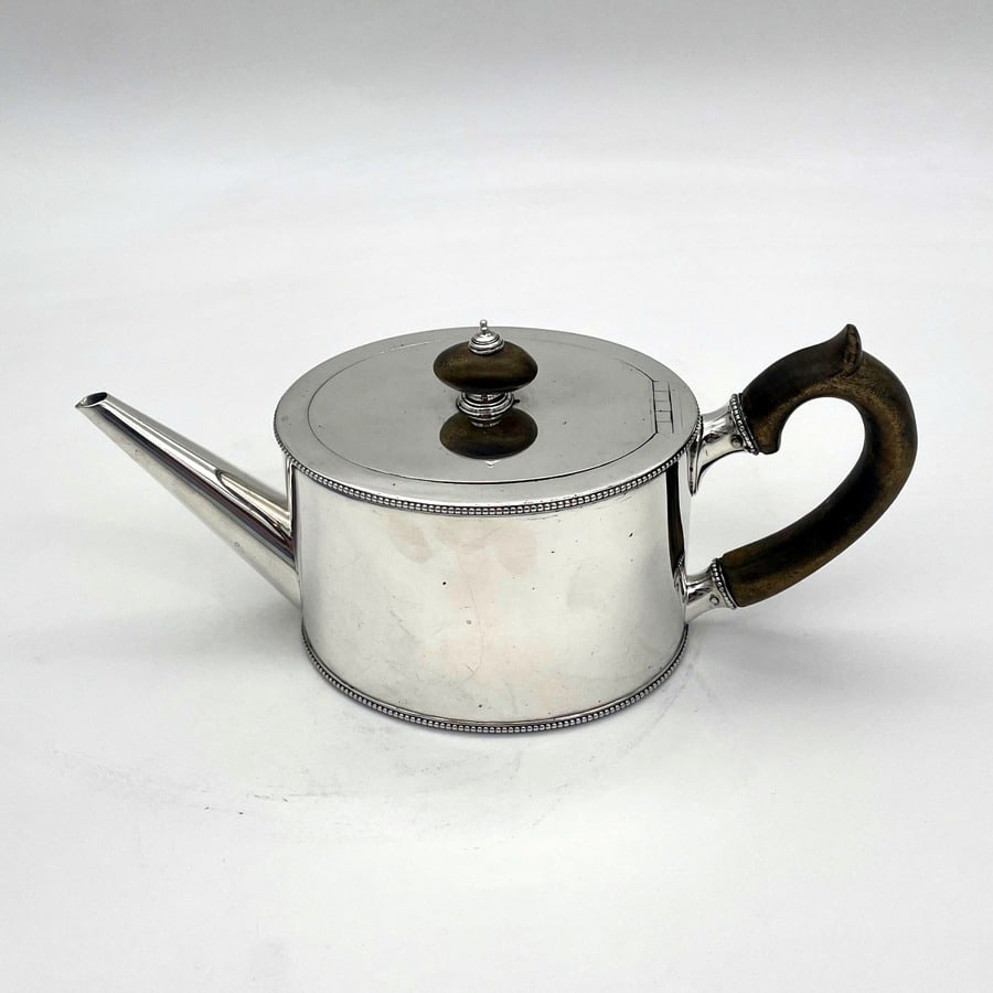 18th Century Antique George III Silver Teapot London 1779 Richard Carter, Daniel Smith & Robert - 4