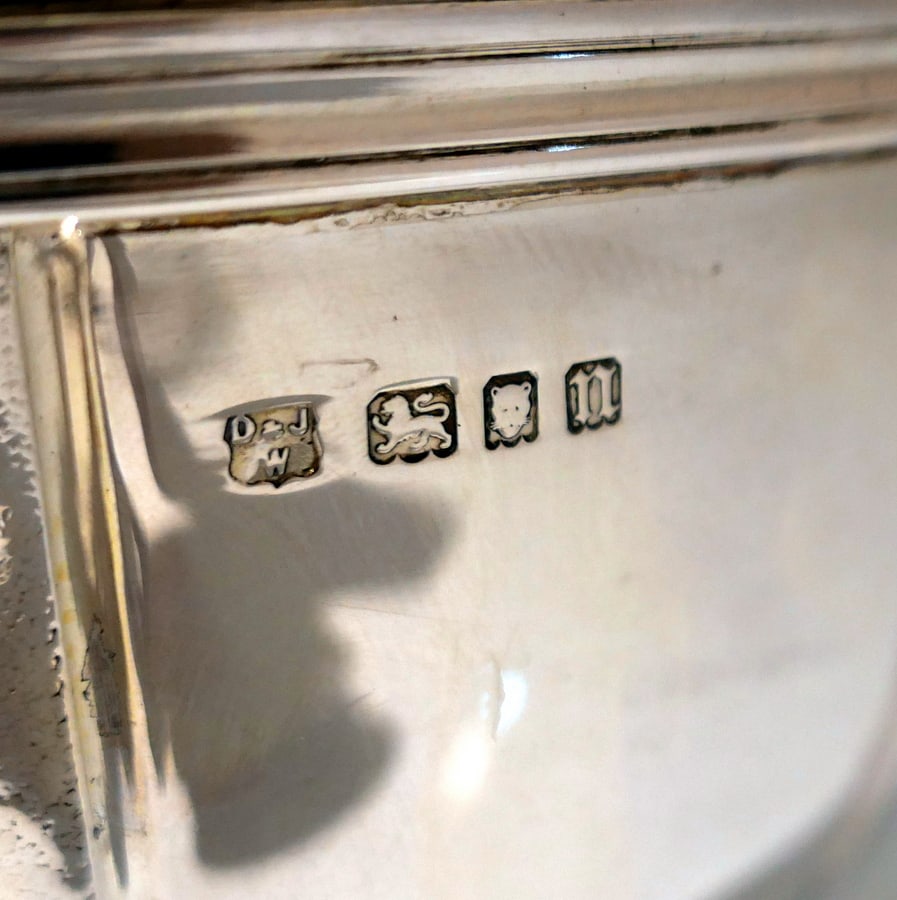 Early 20th Century Modern George V Sterling Silver Monteith Bowl London 1928 D & J Welby - 10