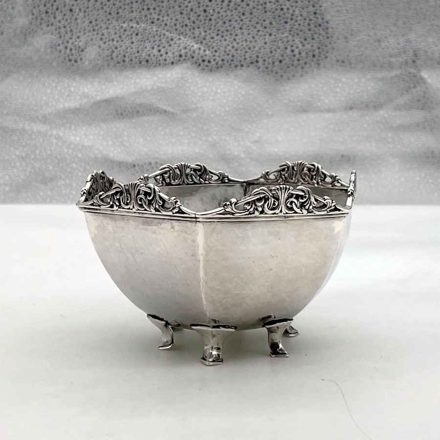 Early 20th Century Modern George V Sterling Silver Bowl London 1933 Omar Ramsden - 3