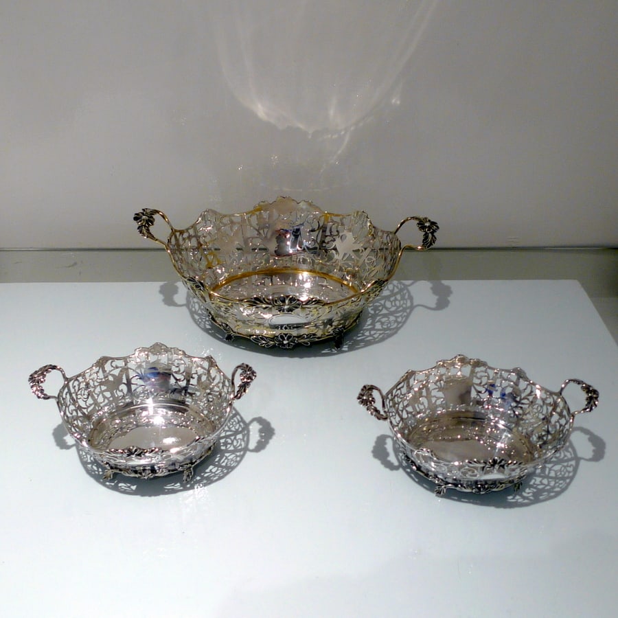 Early 20th Century Edwardian Sterling Silver Suite Three Dishes London 1908/09 David & George - 2