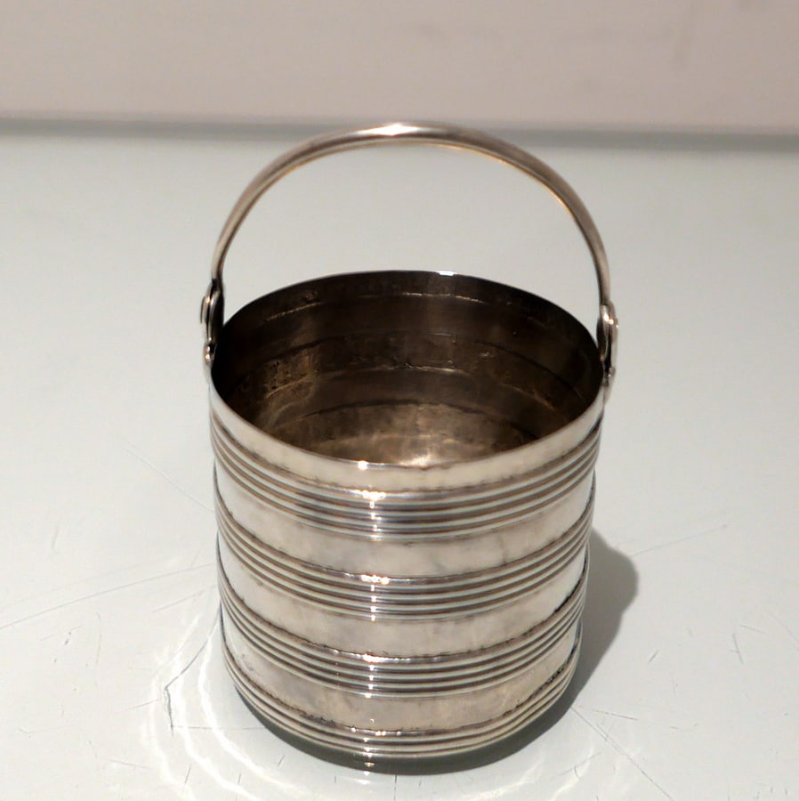 Early 18th Century Antique George II Sterling Silver Cream Pail London 1733 Ayme Videau - 2