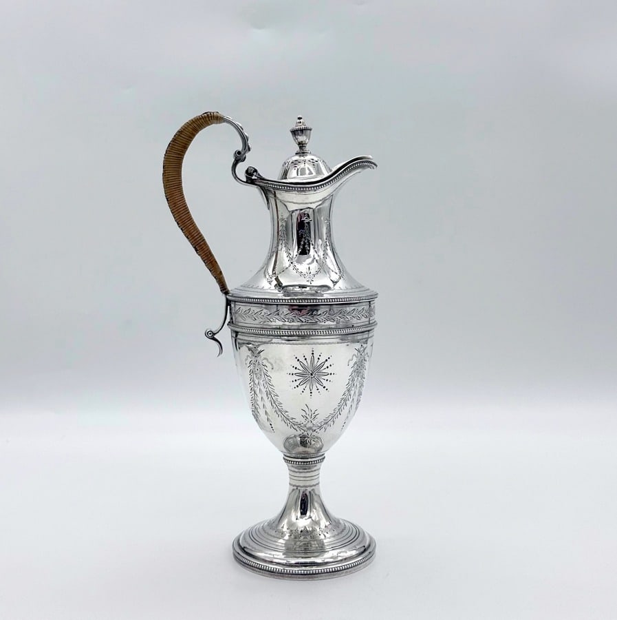 18th Century Antique George III Silver Coffee Jug London 1777 John Carter II: Title:18th Century Antique George III Silver Coffee Jug London 1777 John Carter II Description:Description Beautiful vase shaped Georgian silver coffee/wine jug decorated with elegant bright cut engra