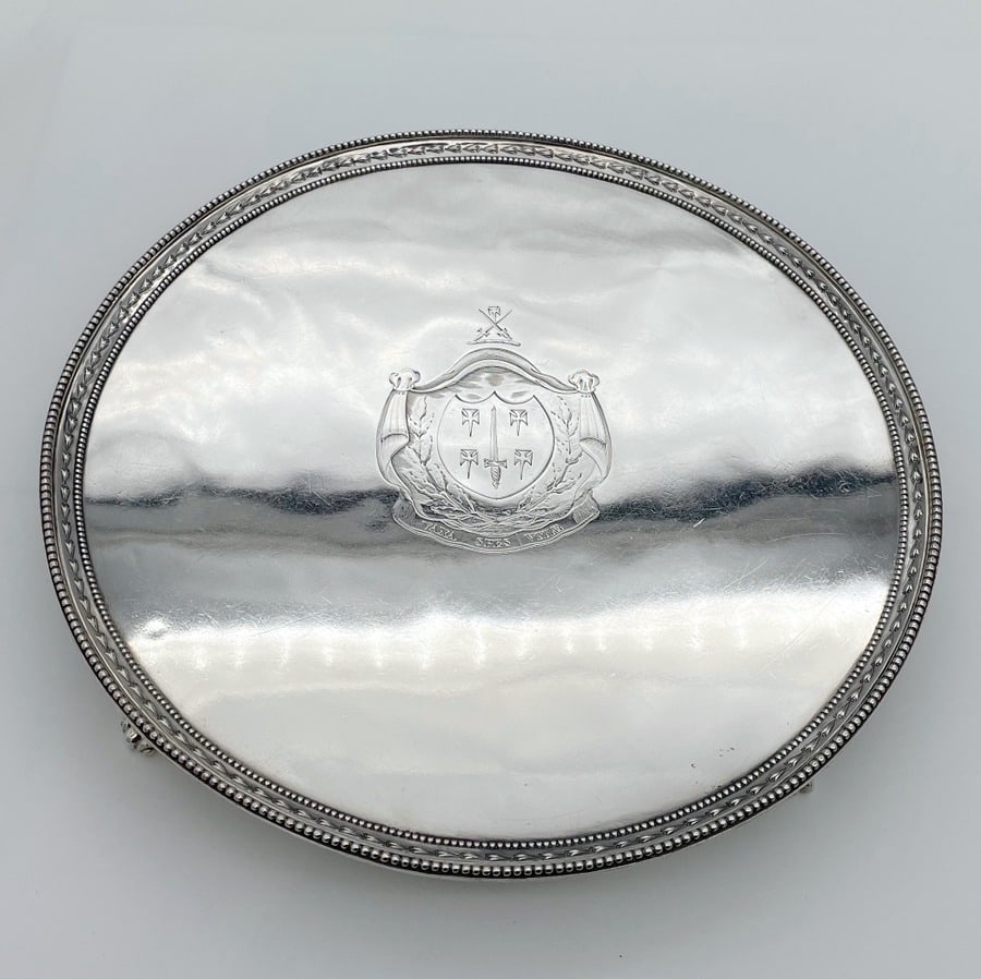 18th Century Antique George III Large Sterling Silver Salver London 1778 John Crouch & Thomas Hannam: Title:18th Century Antique George III Large Sterling Silver Salver London 1778 John Crouch & Thomas Hannam Description:Description A truly beautiful large Georgian silver circular salver decorated wit