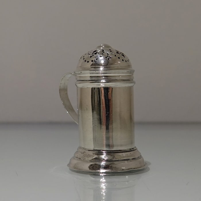 Early 18th Century Antique George II Sterling Silver Kitchen Pepper London 1730 Thomas Rush - 6