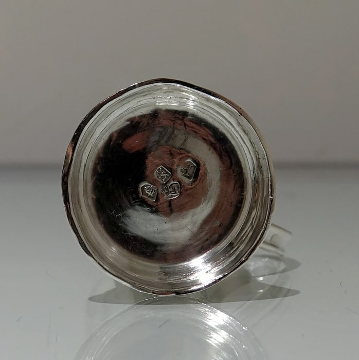 Early 18th Century Antique George II Sterling Silver Kitchen Pepper London 1730 Thomas Rush - 9
