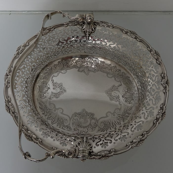 18th century Sterling Silver George II Cake Basket London 1738 Peter Archambo - 2