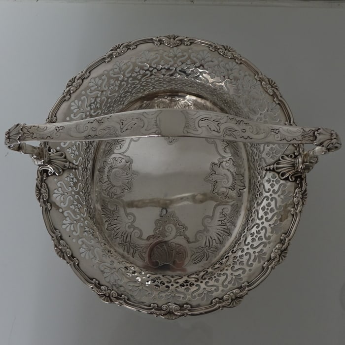 18th century Sterling Silver George II Cake Basket London 1738 Peter Archambo - 3