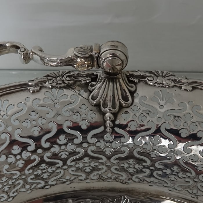 18th century Sterling Silver George II Cake Basket London 1738 Peter Archambo - 6