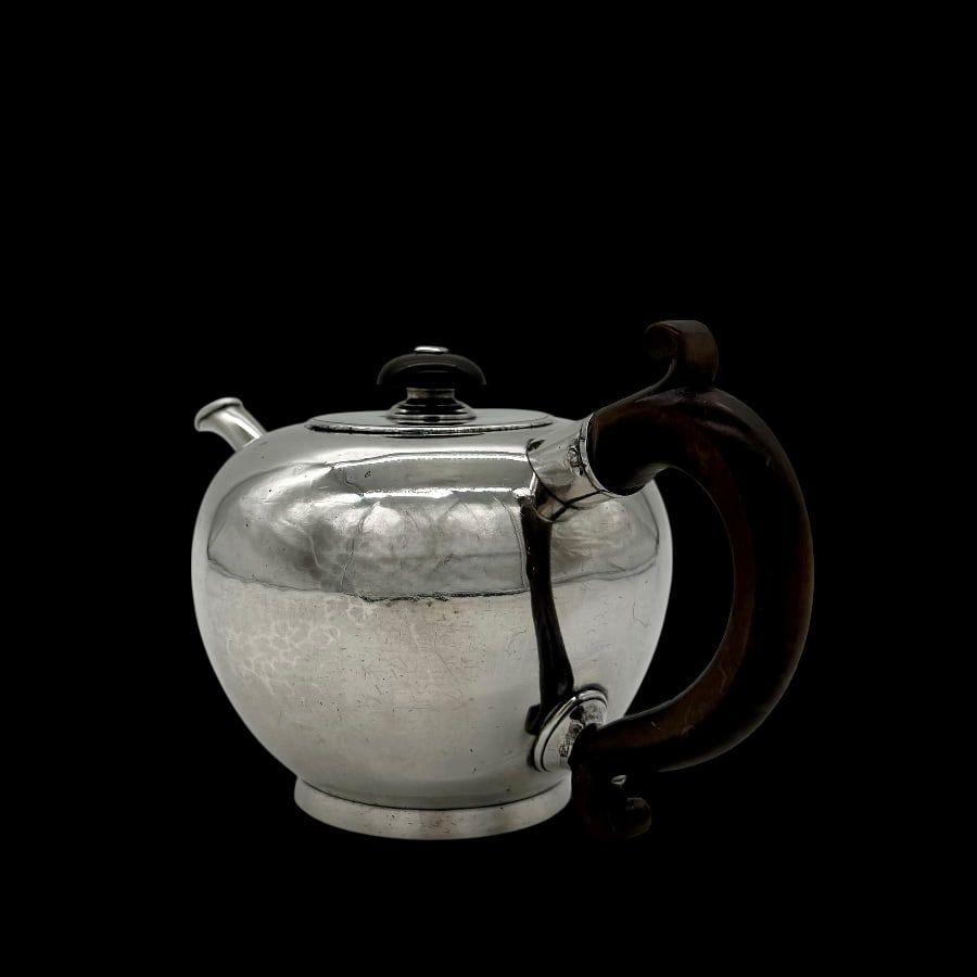 Early 18th Century Antique George I Silver Bullet Teapot Exeter Joseph Collier - 6