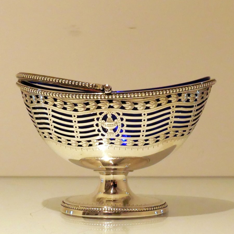 18th Century Antique George III Sterling Silver Sugar Basket London 1780 William Holmes - 4
