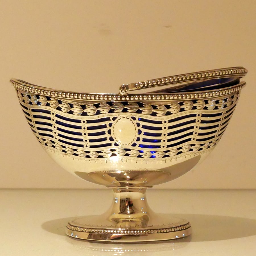 18th Century Antique George III Sterling Silver Sugar Basket London 1780 William Holmes - 6