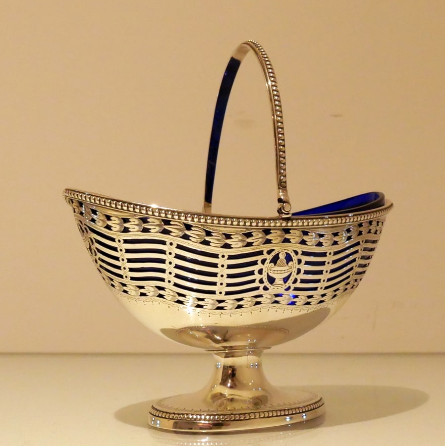 18th Century Antique George III Sterling Silver Sugar Basket London 1780 William Holmes - 8