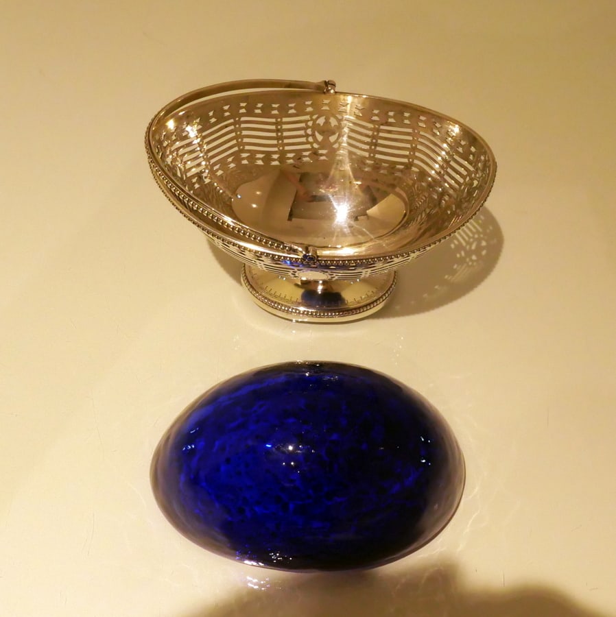 18th Century Antique George III Sterling Silver Sugar Basket London 1780 William Holmes - 9