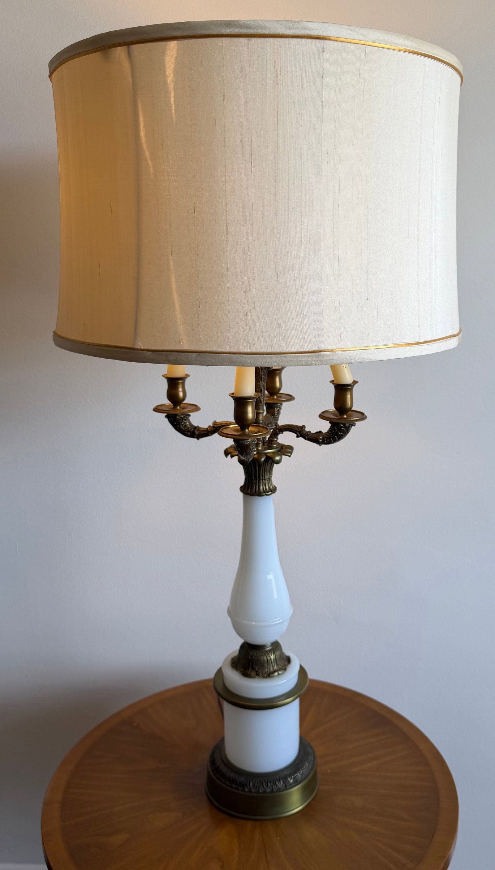 Set of Two Vintage Hollywood Regency Style Opaque White Glass & Gilt Bronze Bouillotte Table Lamp - 5