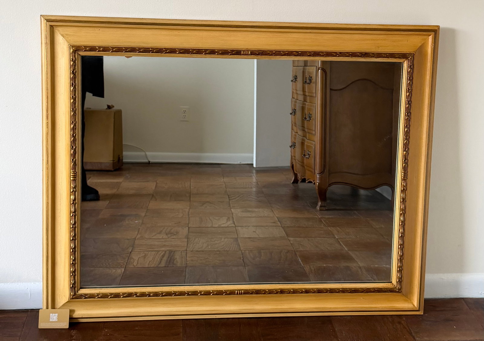 Giltwood Framed Wall Mirror - 2