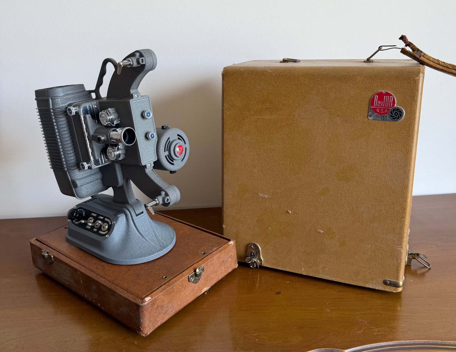 DeJur Amsco Model 750 Vintage 8mm Film Projector with Original Case and Accessories - 4