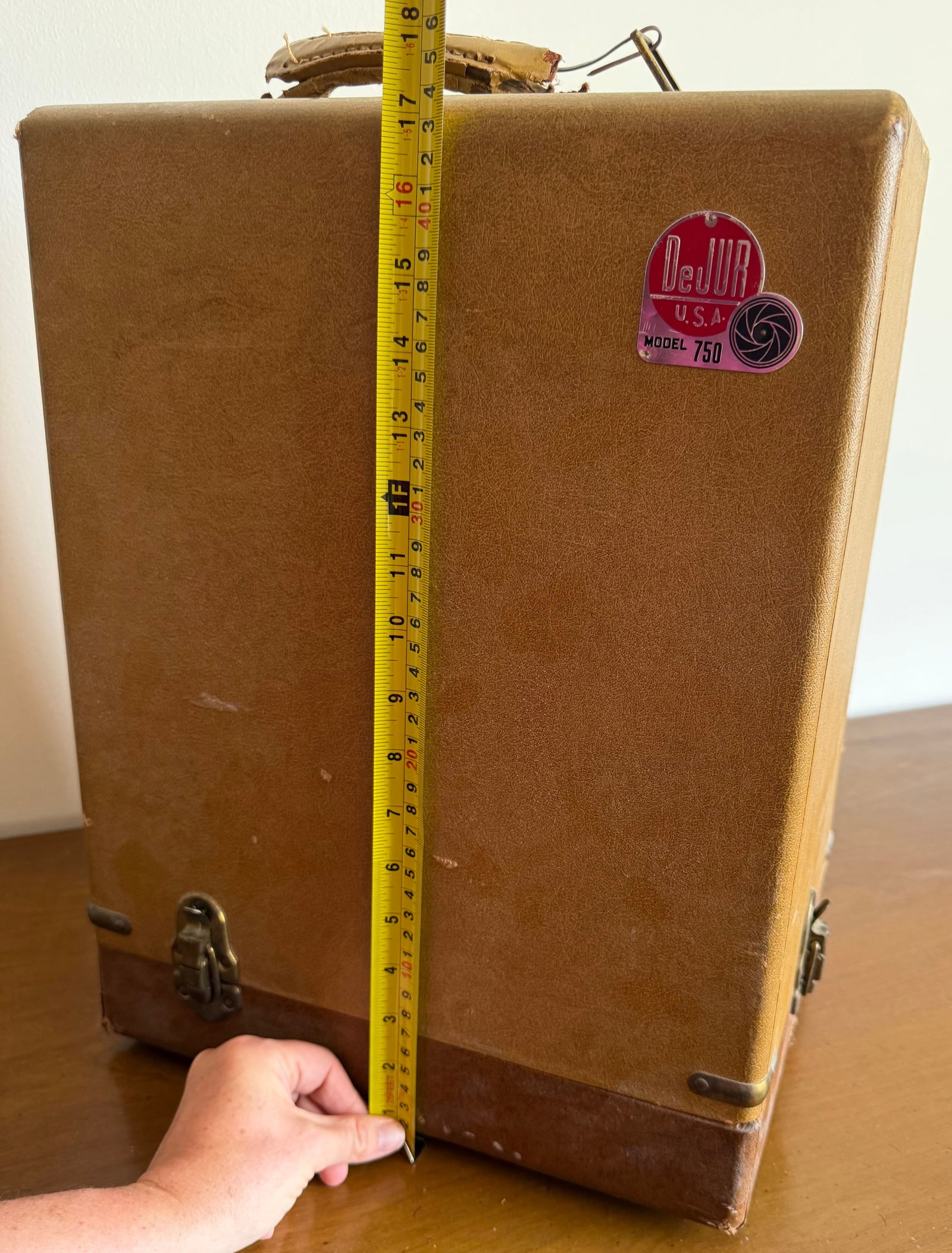 DeJur Amsco Model 750 Vintage 8mm Film Projector with Original Case and Accessories - 6