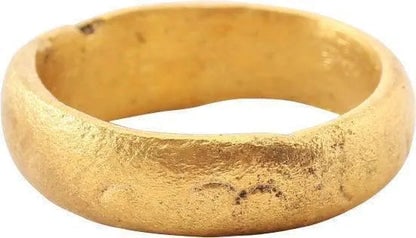 VIKING WEDDING RING, 10TH CENTURY AD, SZ 5: Title: VIKING WEDDING RING, 10TH CENTURY AD, SZ 5 Description: Size 5 for wear between the first two joints of the small finger as was the custom. 4.6mm, deeply rounded face with a series of various c