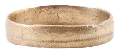 VIKING WOMAN’S WEDDING RING SIZE 8: Title: VIKING WOMAN’S WEDDING RING SIZE 8 Description: 10th-11th century AD. Rare variation and finely crafted. 5.1mm with slightly rounded face with a fine stipple band to each edge. Surface wi
