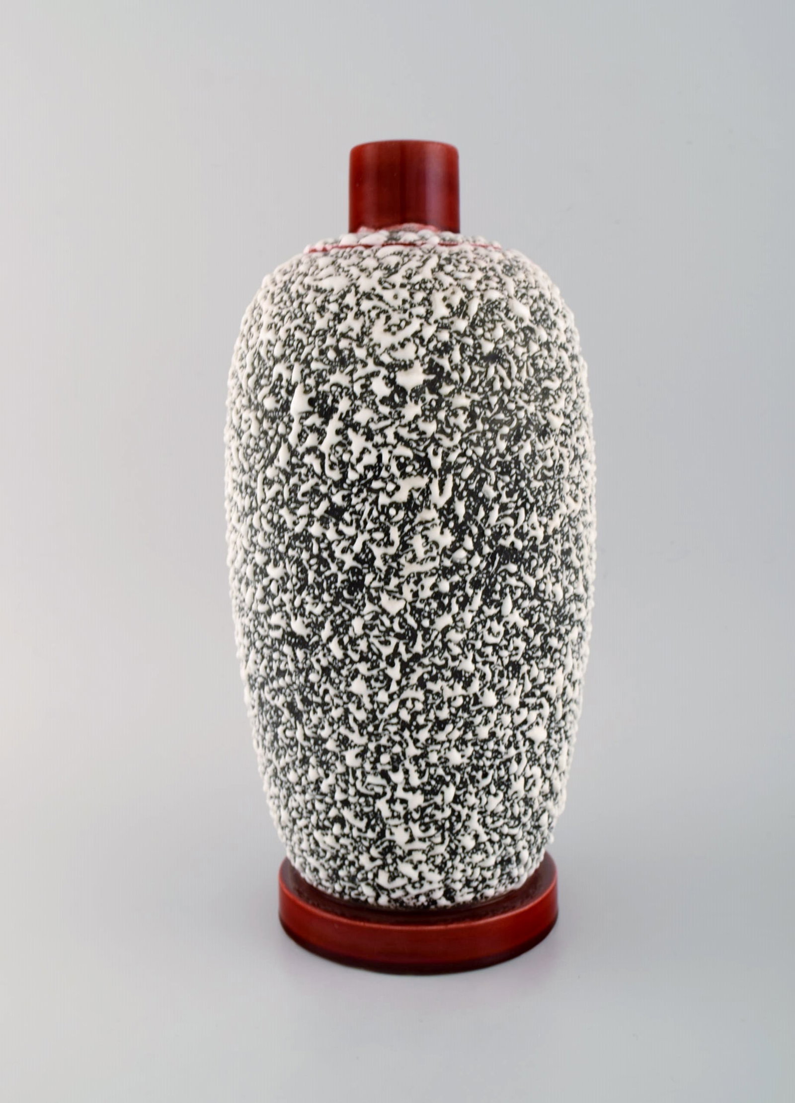 Paul Milet for Sevres, France. Large art deco lidded jar in glazed ceramics. Fantastic glaze. 1920s. - 2