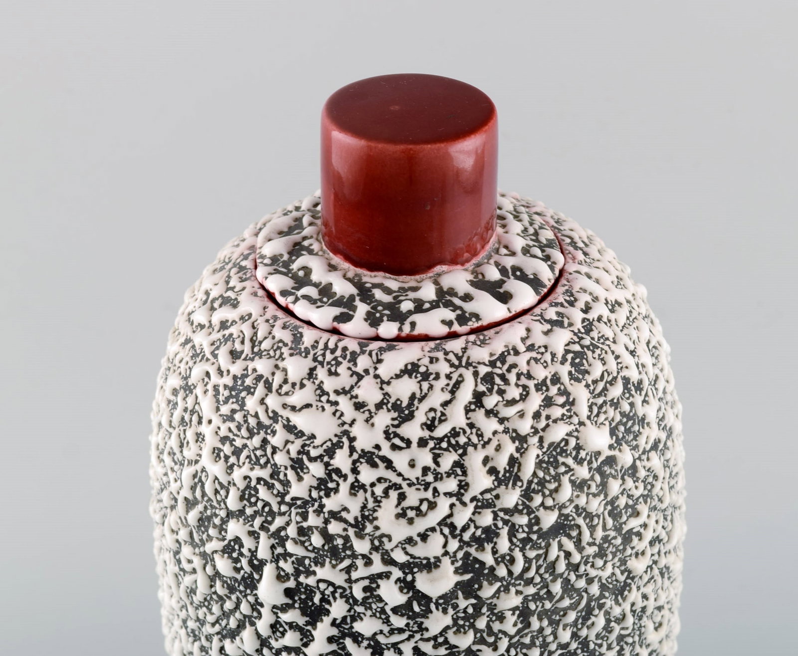 Paul Milet for Sevres, France. Large art deco lidded jar in glazed ceramics. Fantastic glaze. 1920s. - 3