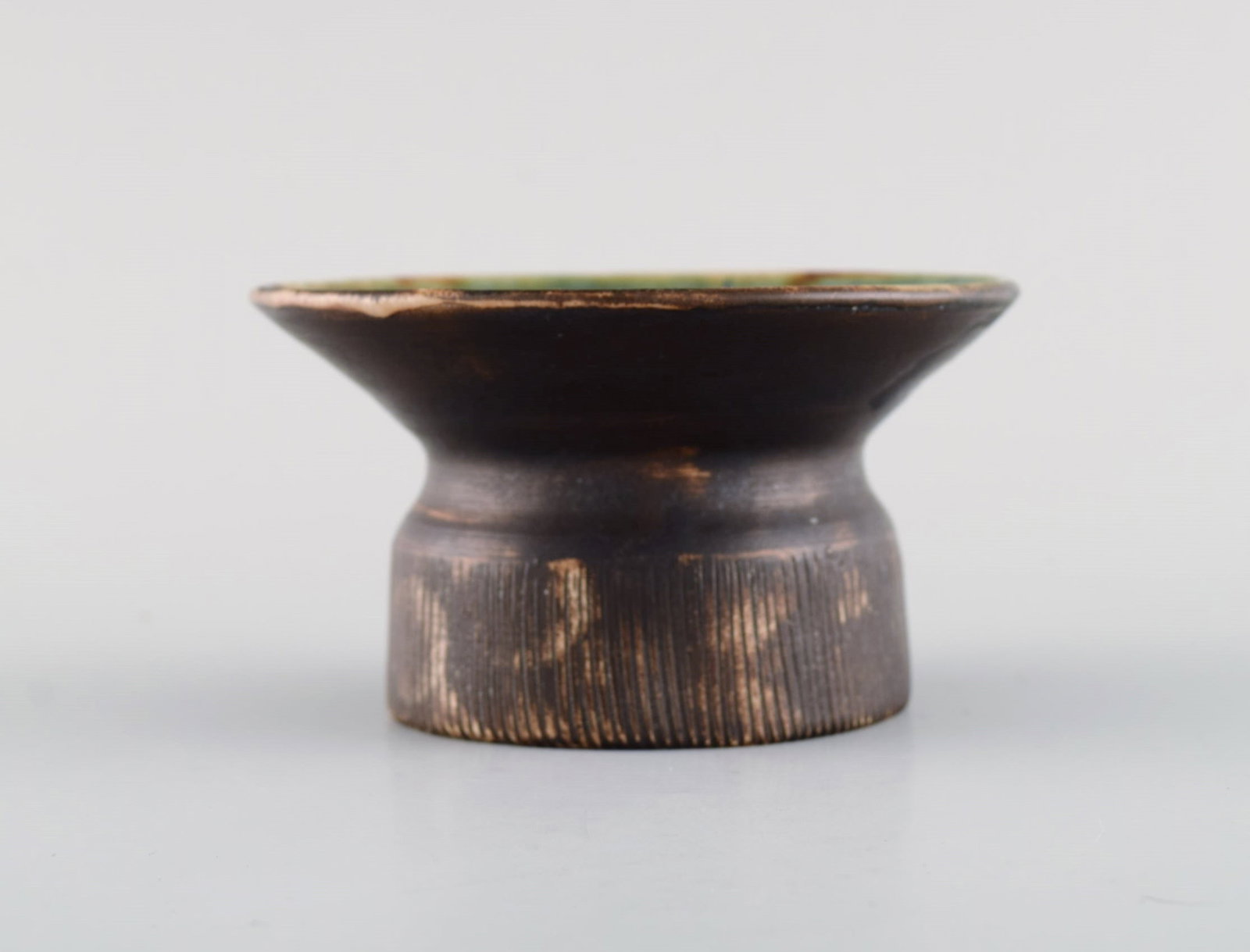Henning Nilsson for Höganäs. Candlestick and dish in glazed ceramics. 1960s / 70s. - 3