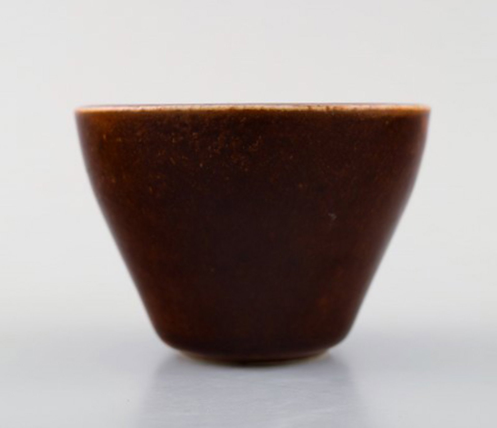 Saxbo stoneware vase in modern design, glaze in brown shades. - 2