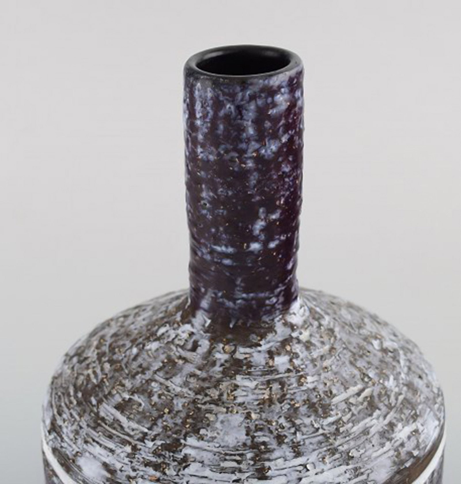 Upsala-Ekeby, Sweden. vase with narrow neck in glazed ceramics. 1960's. - 5