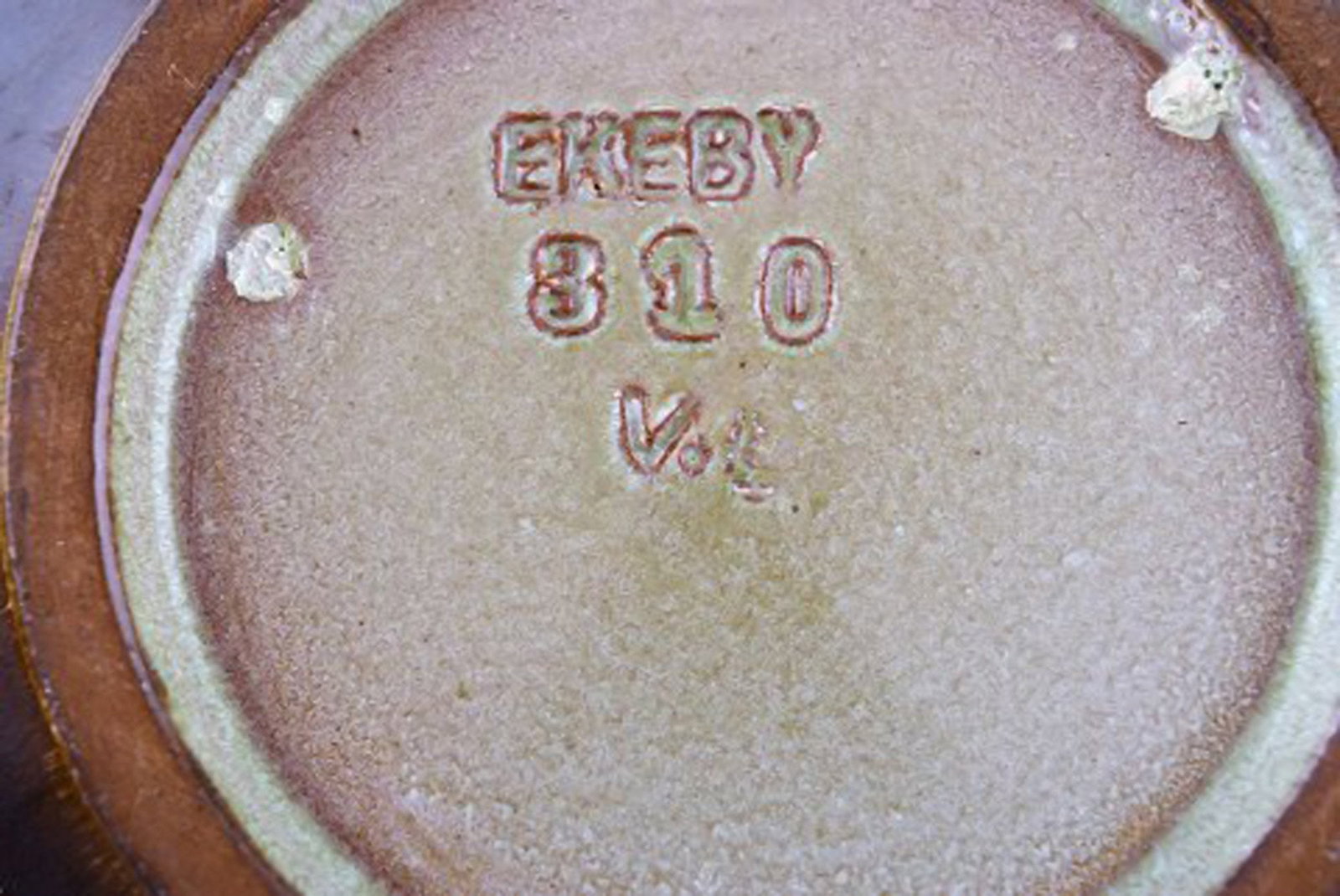 Vicke Lindstrand for Upsala-Ekeby. Large bowl in glazed ceramics. Beautiful glaze in red and sand - 5