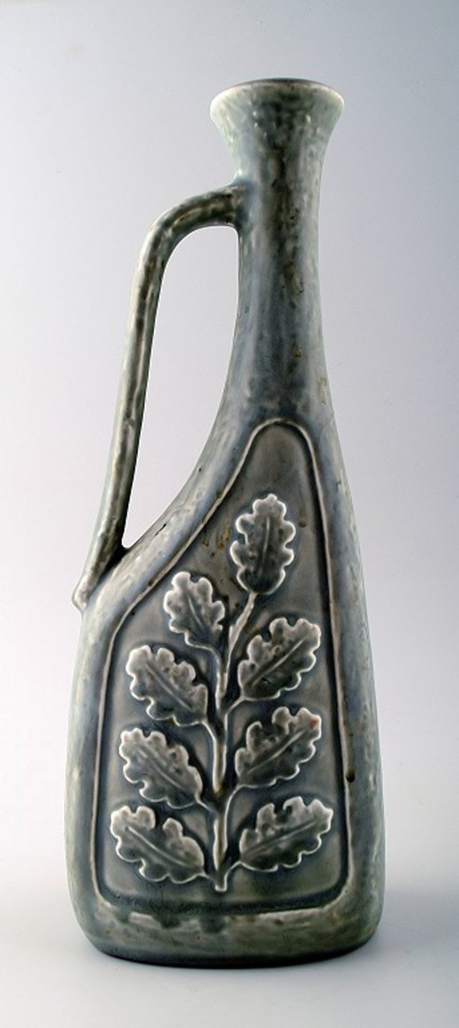Retro pitcher / vase, stoneware, Rörstrand. 1970s.: Brand: Rörstrand Retro pitcher / vase, stoneware, Rörstrand. 1970s. Hallmarked. Measures 29 cm. In perfect condition. Reserve: $140.00 Shipping: Domestic: Shipping rates are determined by