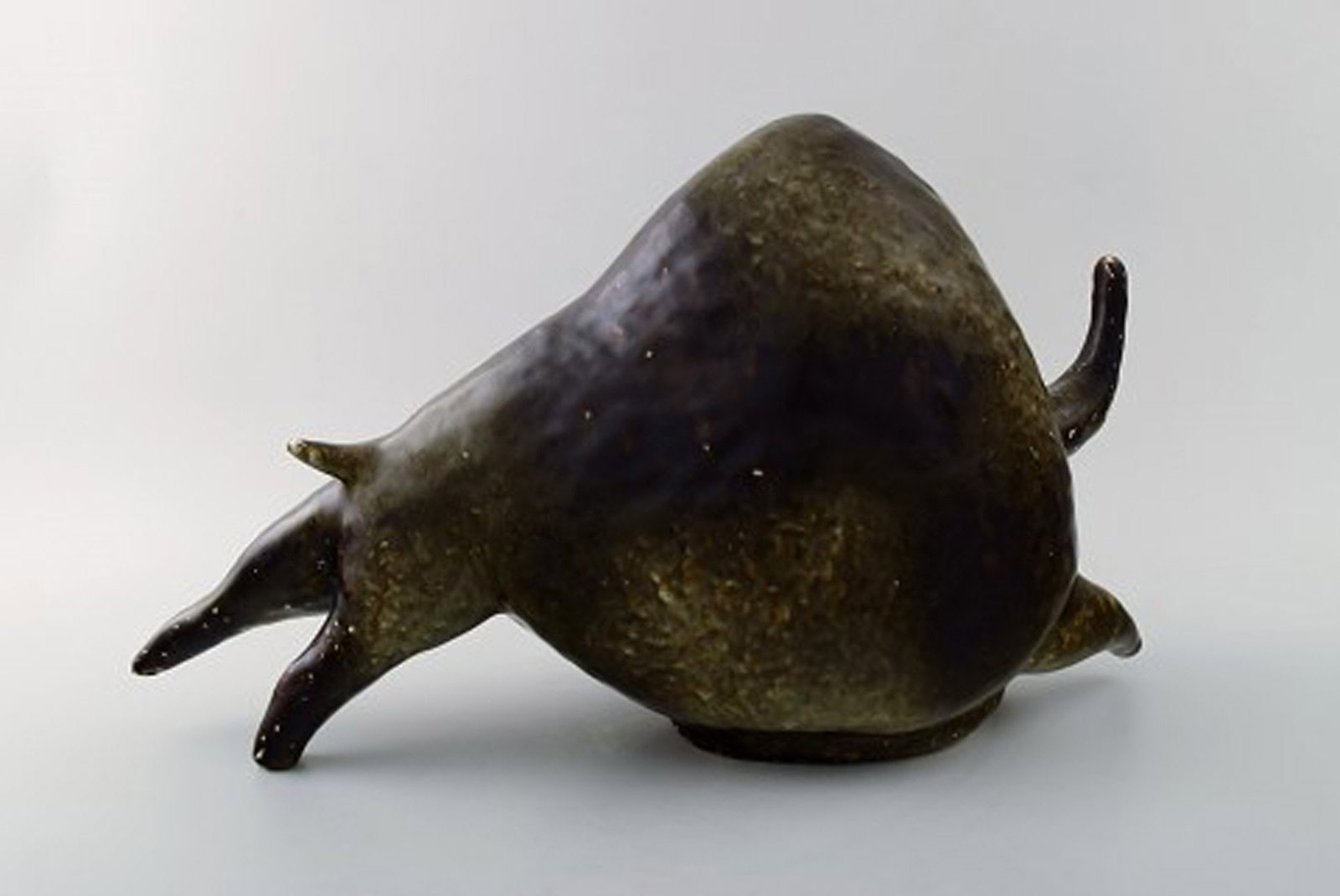 Very large Rörstrand / Rorstrand stoneware figure in Picasso style, bull on wooden stand. - 2