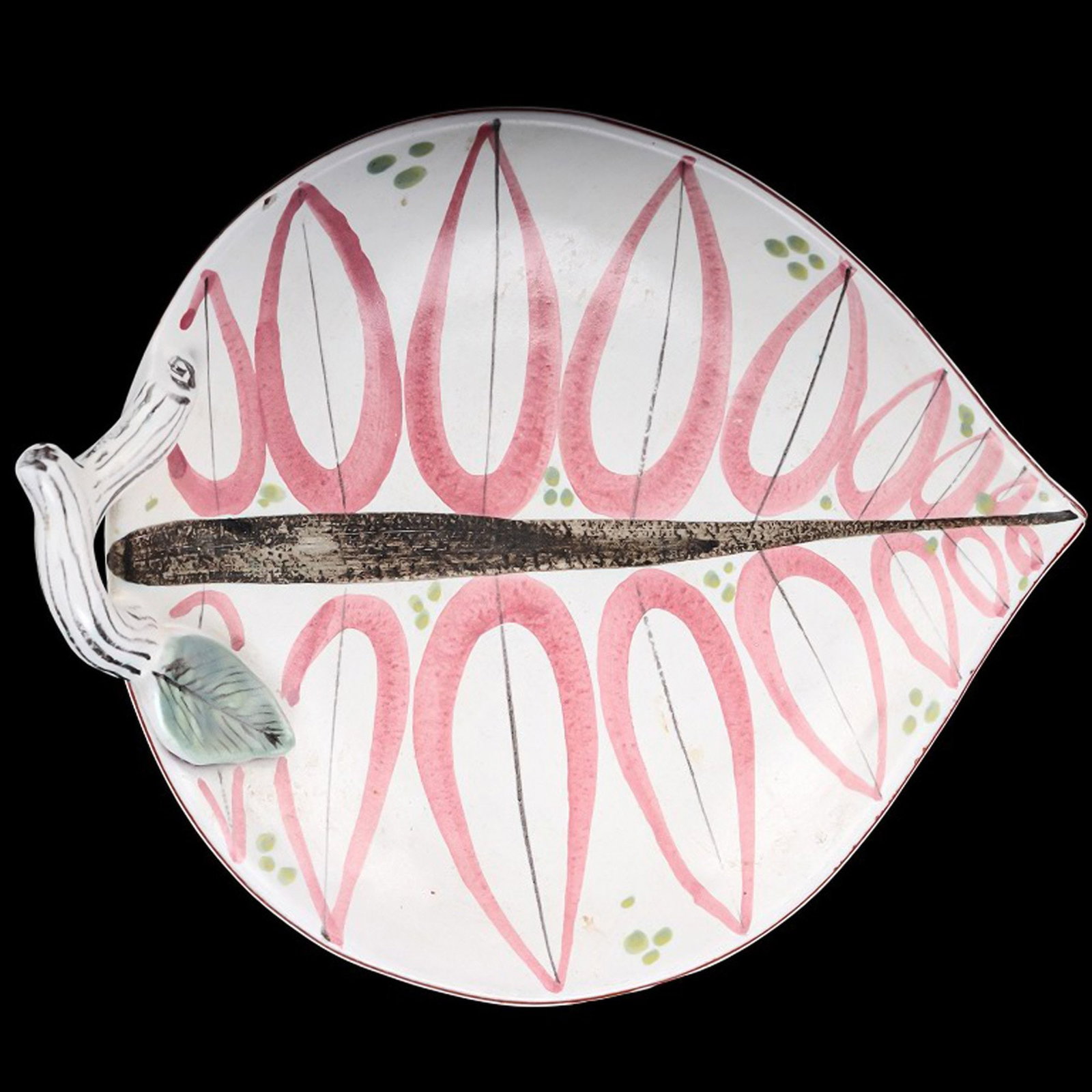 Stig Lindberg for Gustavsberg. Dish in earthenware, retro 1940/50 's.: Brand: Gustavsberg Stig Lindberg for Gustavsberg. Dish in earthenware, retro 1940/50 's. Dish with hand painted decoration. Signed. In good condition. Measures: 19 x 17 cm. Reserve: $259.00 Shipping: 