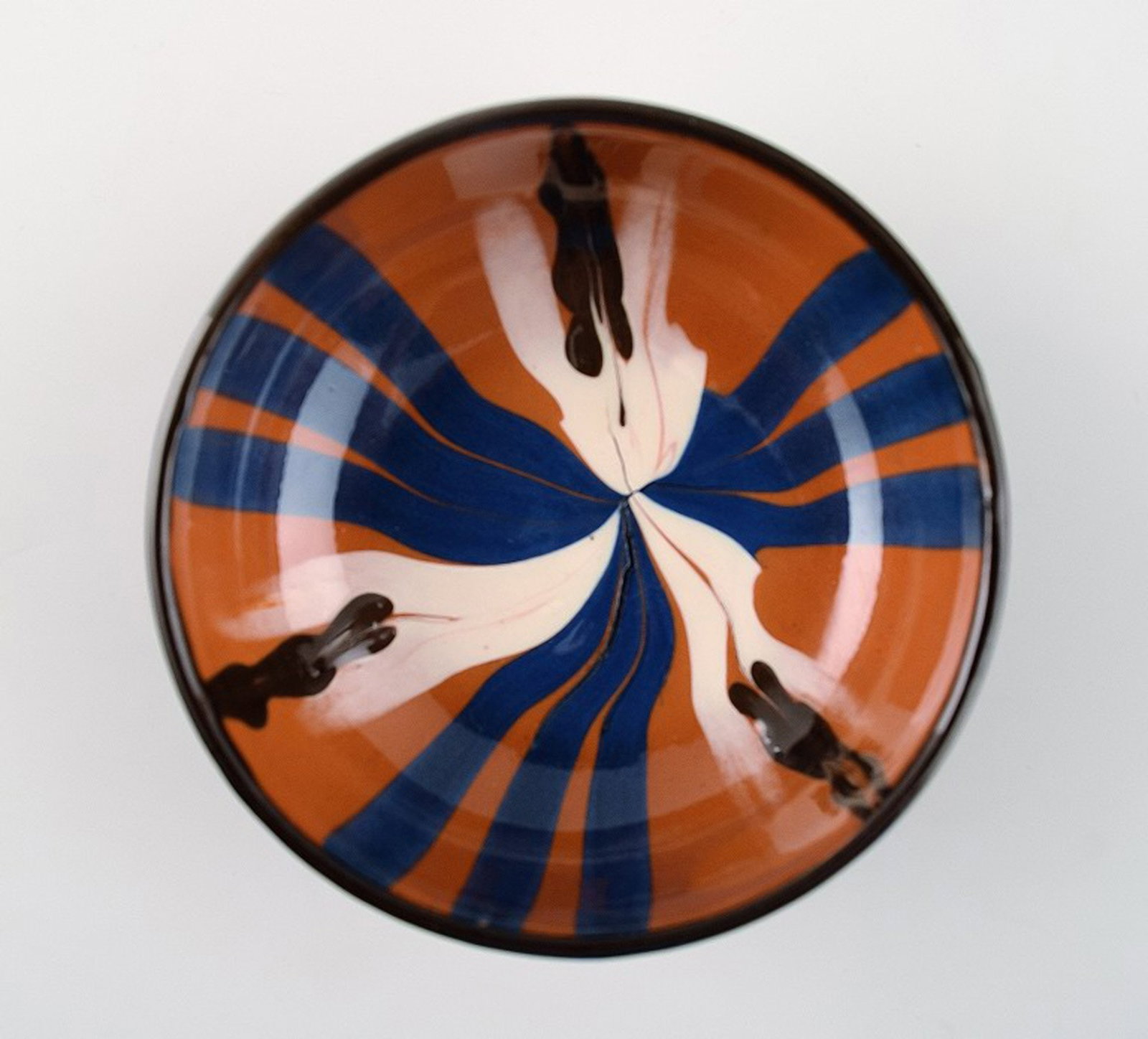 Kähler, HAK, glazed stoneware bowl.: Brand: Kähler Kähler, HAK, glazed stoneware bowl. App. 1940s. Marked. Dimensions: 23 x 4.5 cm. In perfect condition. Reserve: $60.00 Shipping: Domestic: Shipping rates are determined by