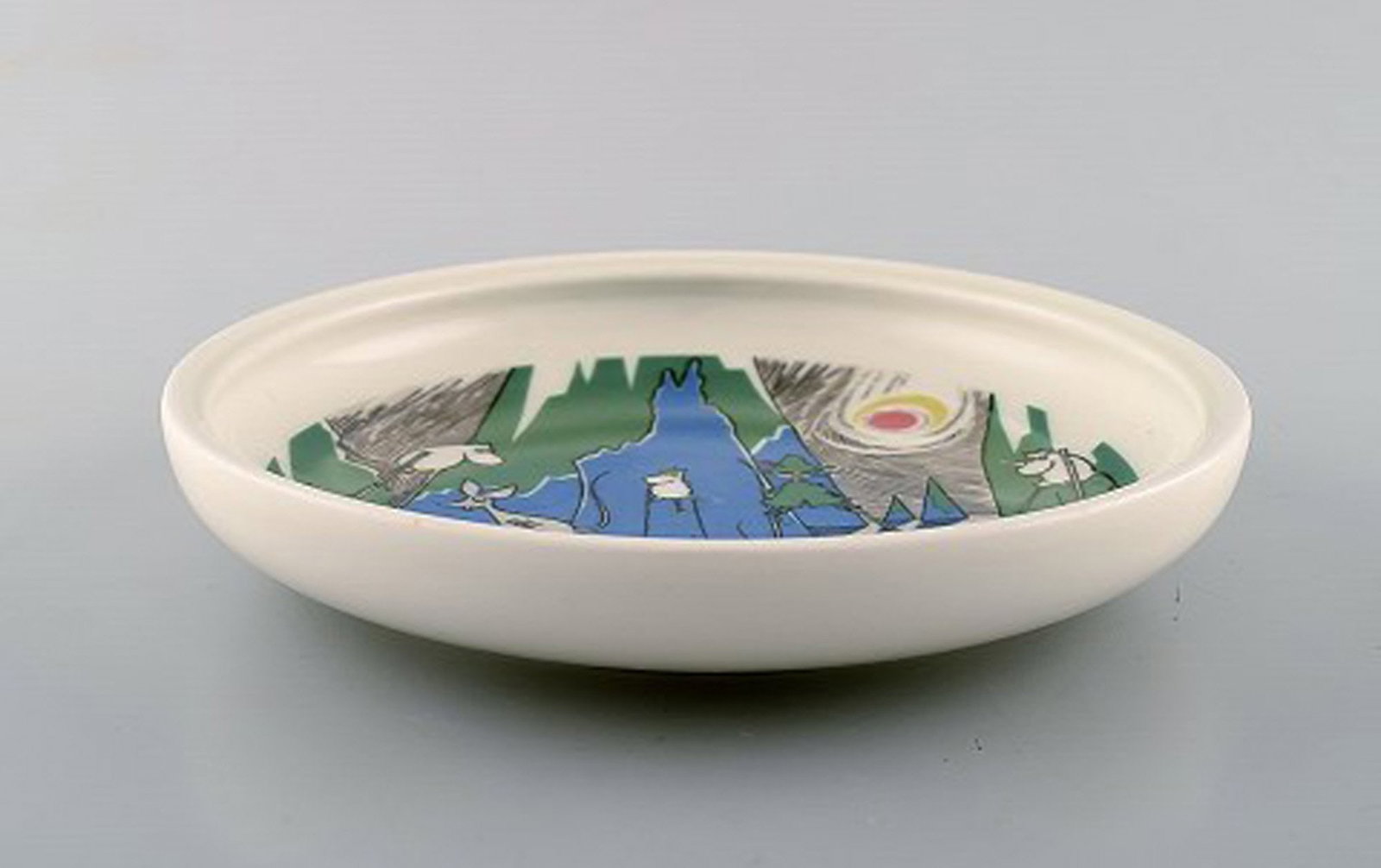 Arabia, Finland. "Comet in moominland" Porcelain plate with motif from "Moomin". - 3