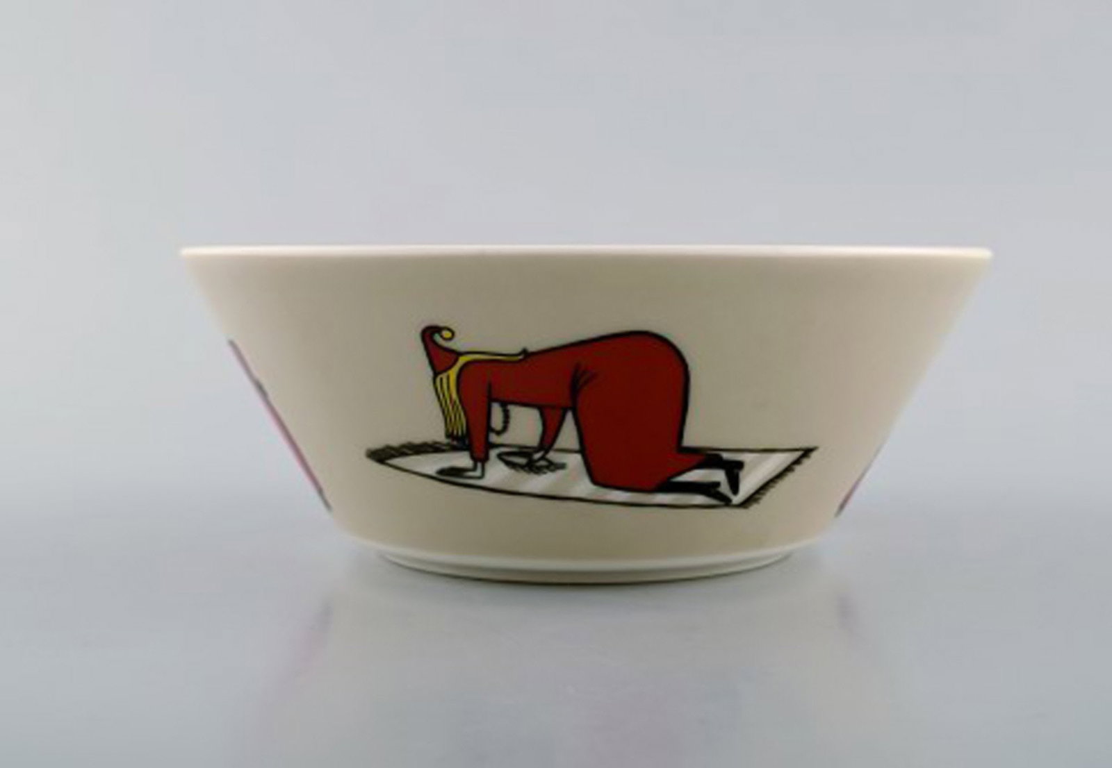 Arabia, Finland. Three porcelain bowls with motifs from "Moomin". Late 20th century. - 5