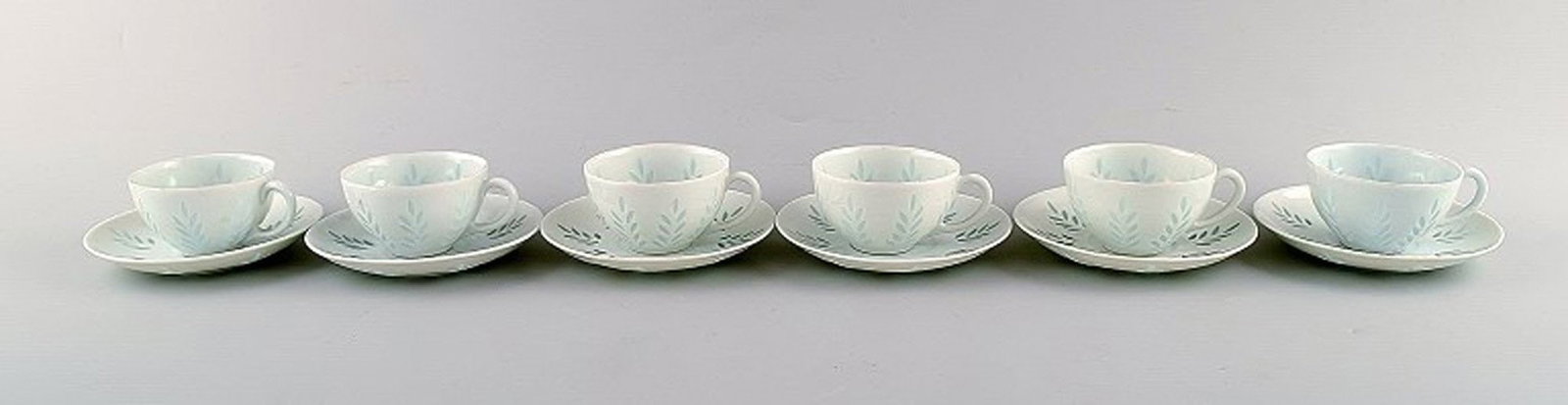 Freidl Holzer Kjellberg for Arabia. Complete 6 person coffee service in rice porcelain. Mid-1900.: Brand: Arabia Freidl Holzer Kjellberg for Arabia. Complete 6 person coffee service in rice porcelain. Mid-1900. Reserve: $294.00 Shipping: Domestic: Shipping rates are determined by destination