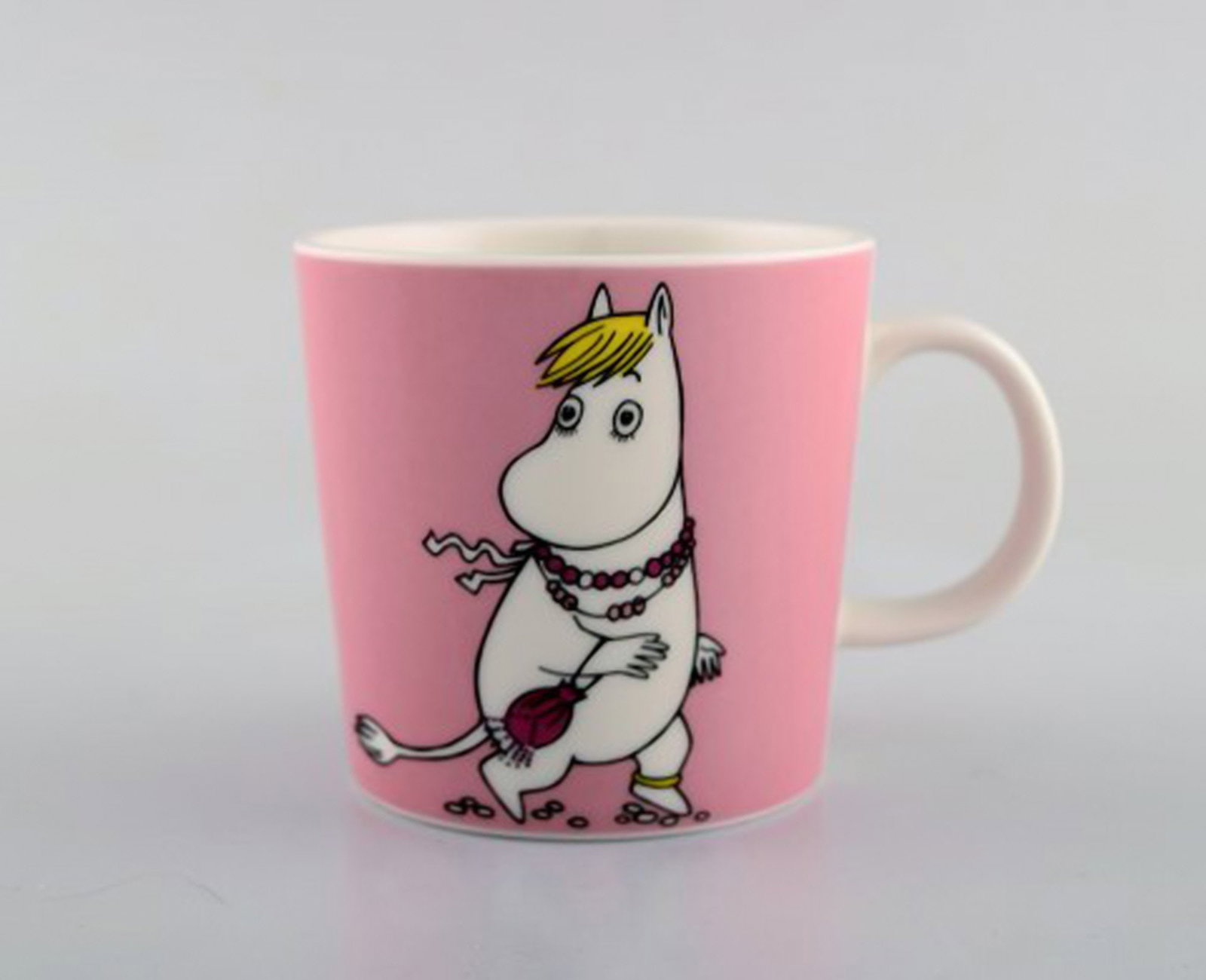 Arabia, Finland. Two cups in porcelain with motifs from "Moomin". Late 20th century. - 3